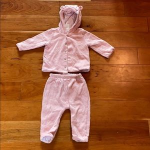 Gap baby girl outfit